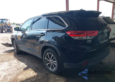 2019 Toyota Highlander Xle from USA, damaged, VIN 5TDJZRFH9KS588802